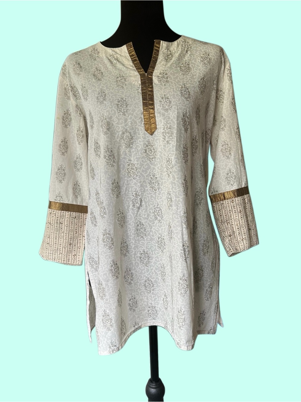 Westside Cotton White/Grey/Gold Kurta Tunic w/V-neck and 3/4 Sleeves L Slim